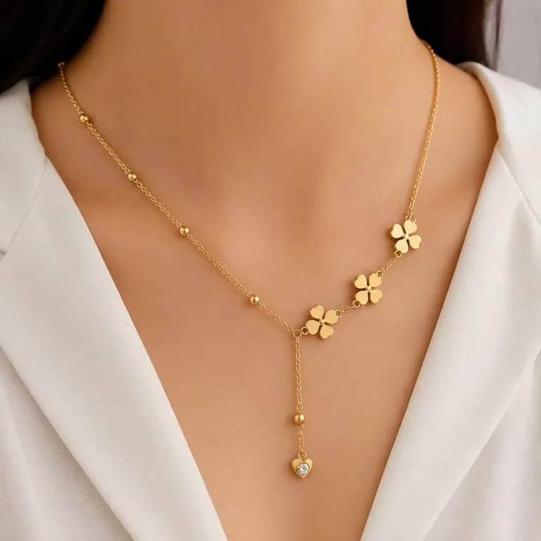 Clover Lariat