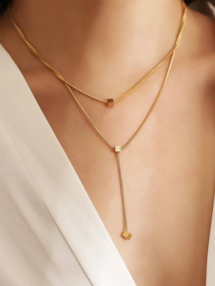 Cube Lariat